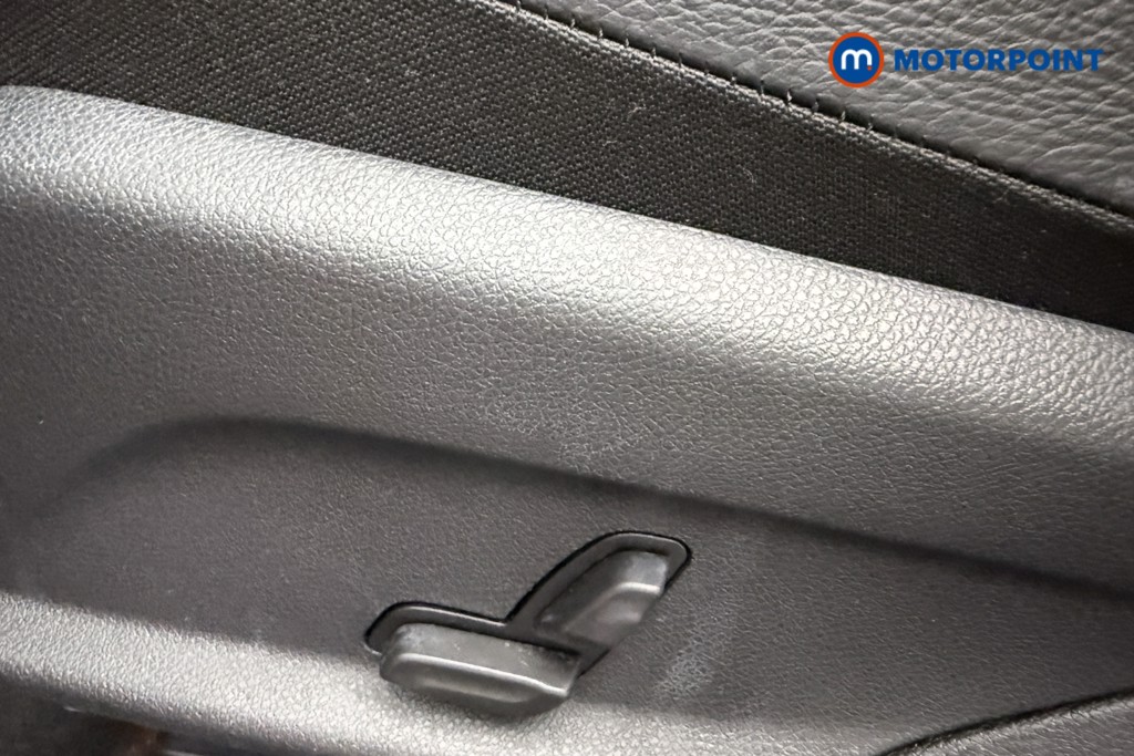 Mercedes-Benz GLC Amg Line Automatic Diesel SUV - Stock Number (1569741) - 19th supplementary image