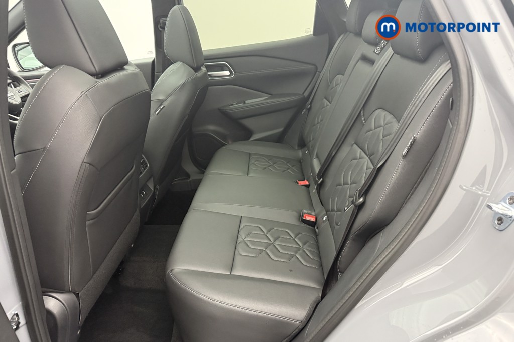 Nissan Qashqai Tekna Automatic Petrol SUV - Stock Number (1569911) - 2nd supplementary image