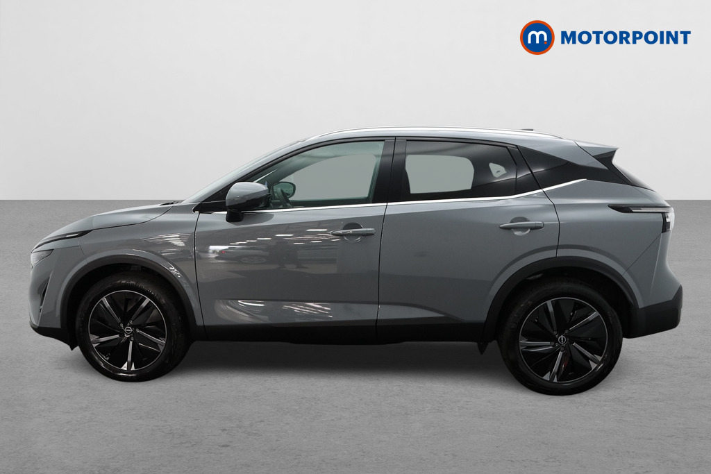 Nissan Qashqai Tekna Automatic Petrol SUV - Stock Number (1569911) - Passenger side