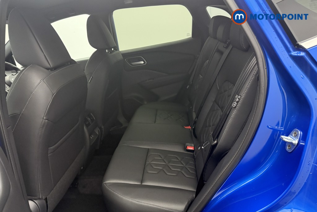 Nissan Qashqai Tekna Automatic Petrol SUV - Stock Number (1569923) - 2nd supplementary image