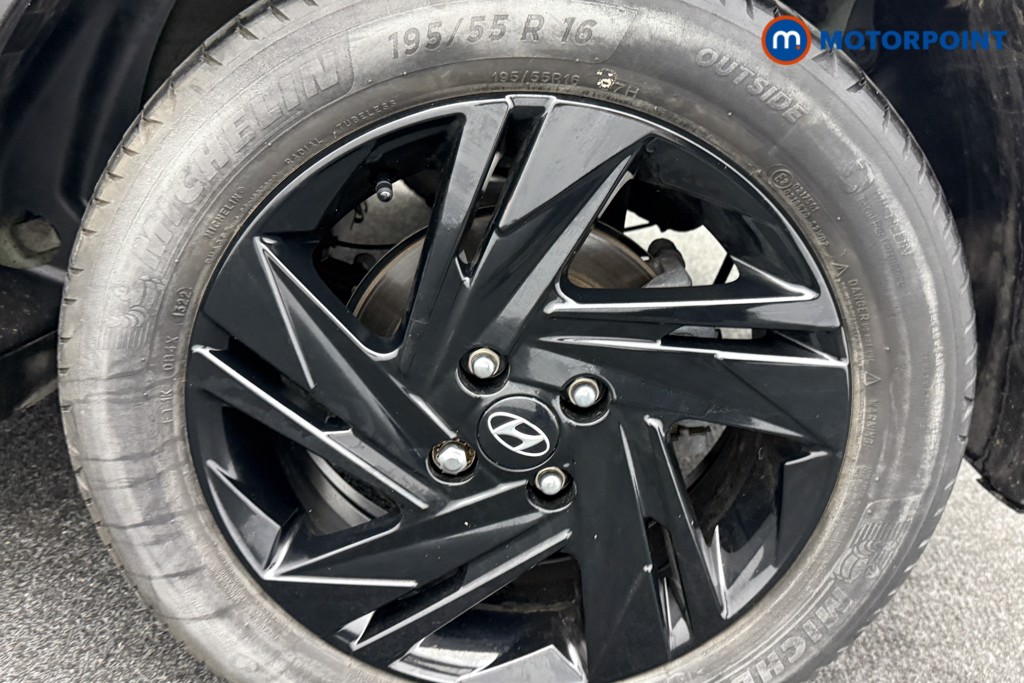 Hyundai Bayon Se Connect Manual Petrol-Electric Hybrid SUV - Stock Number (1570152) - 32nd supplementary image