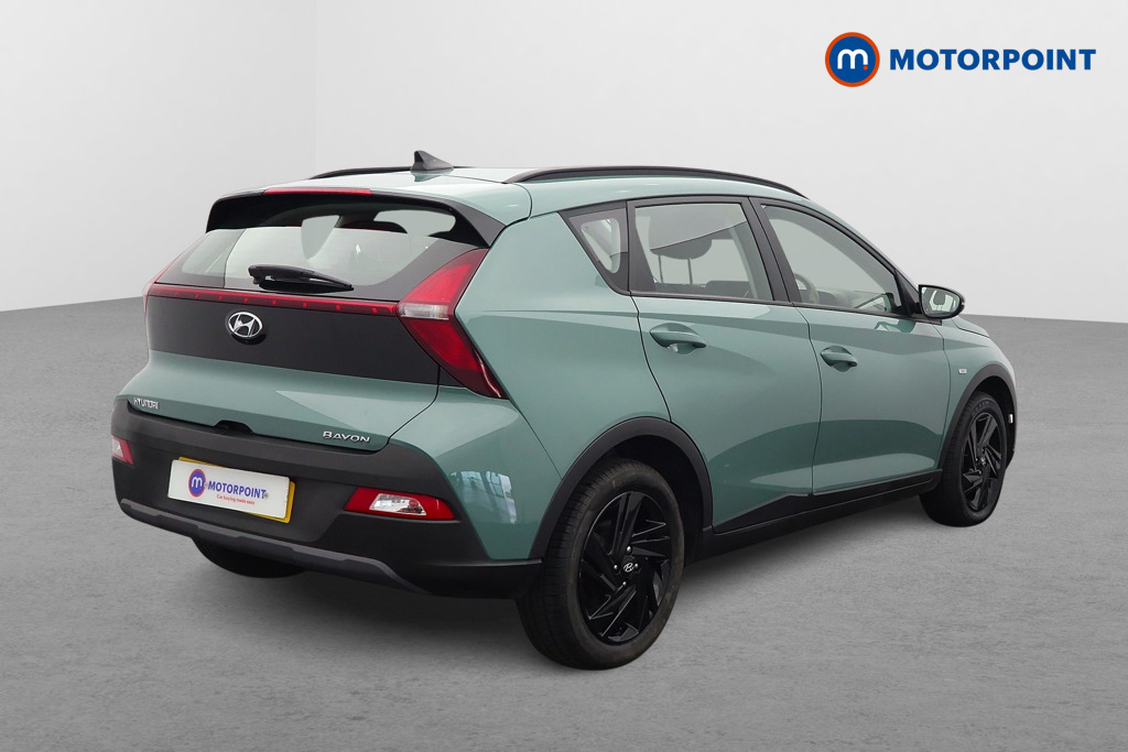 Hyundai Bayon Se Connect Manual Petrol-Electric Hybrid SUV - Stock Number (1570152) - Drivers side rear corner