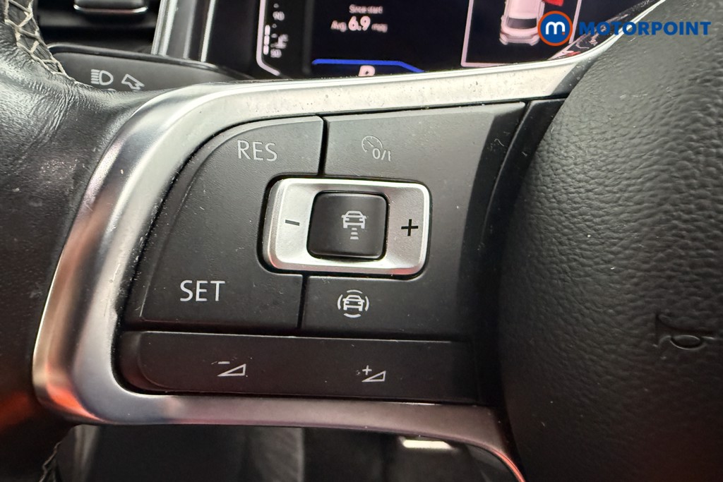 Volkswagen T-Roc R-Line Automatic Petrol SUV - Stock Number (1570257) - 4th supplementary image