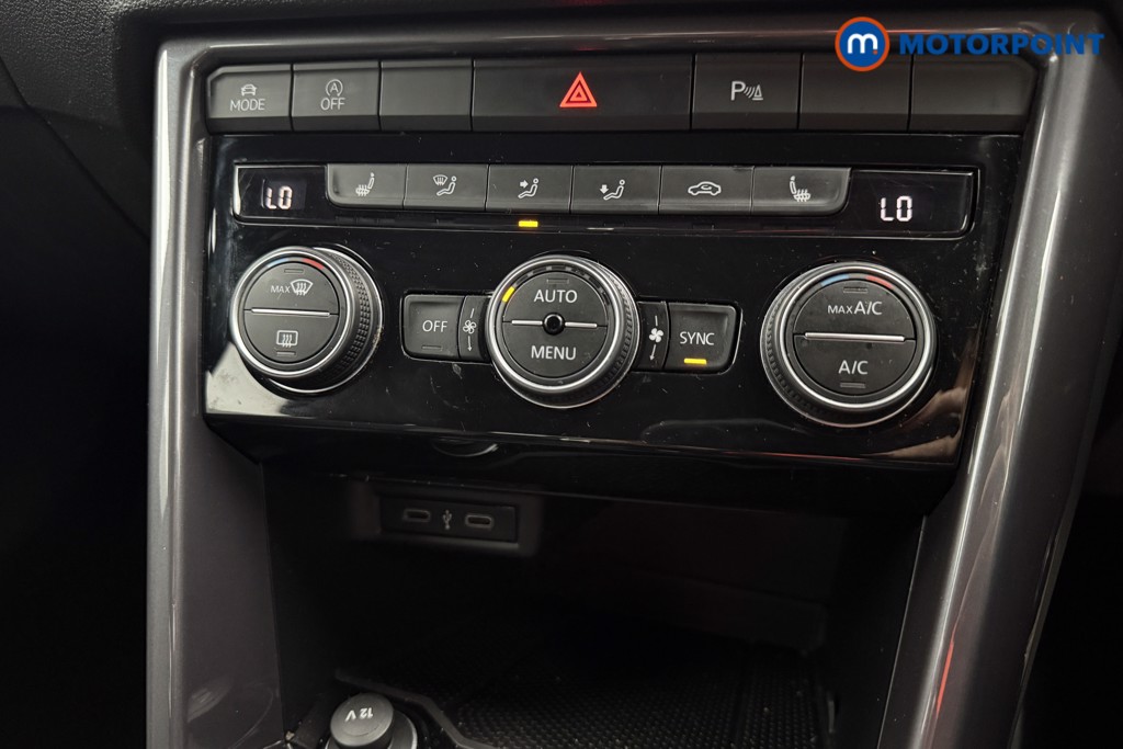 Volkswagen T-Roc R-Line Automatic Petrol SUV - Stock Number (1570257) - 14th supplementary image