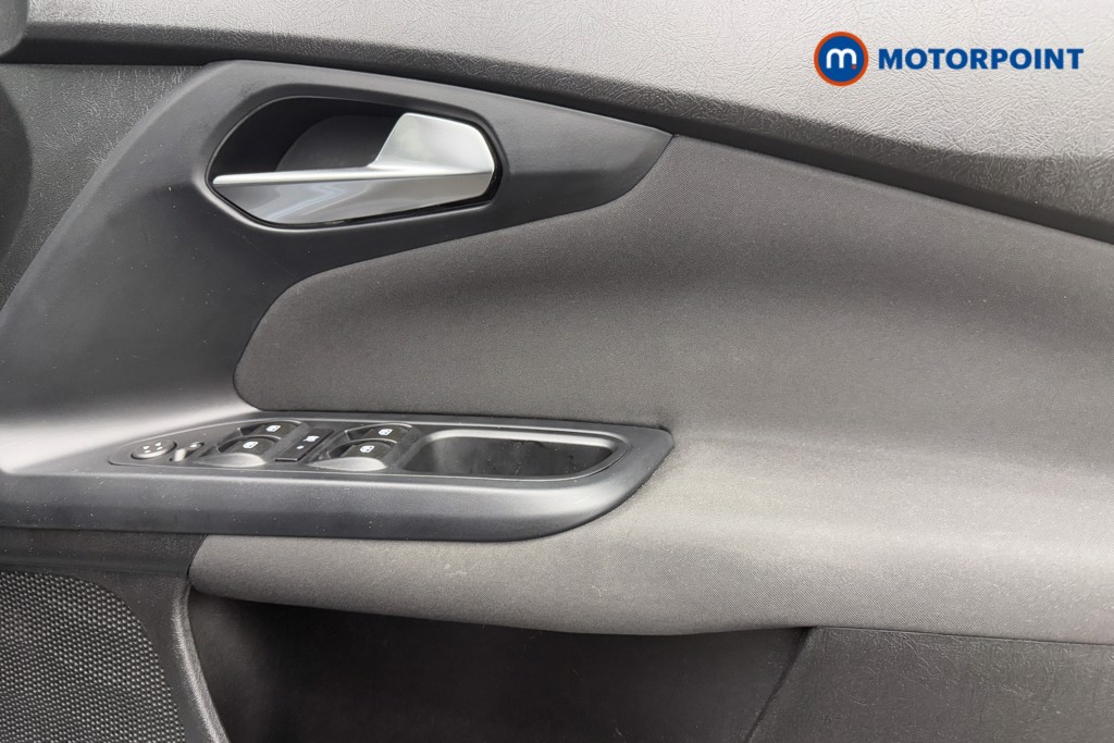 Fiat Tipo Cross Cross Automatic Petrol-Electric Hybrid Hatchback - Stock Number (1570453) - 18th supplementary image