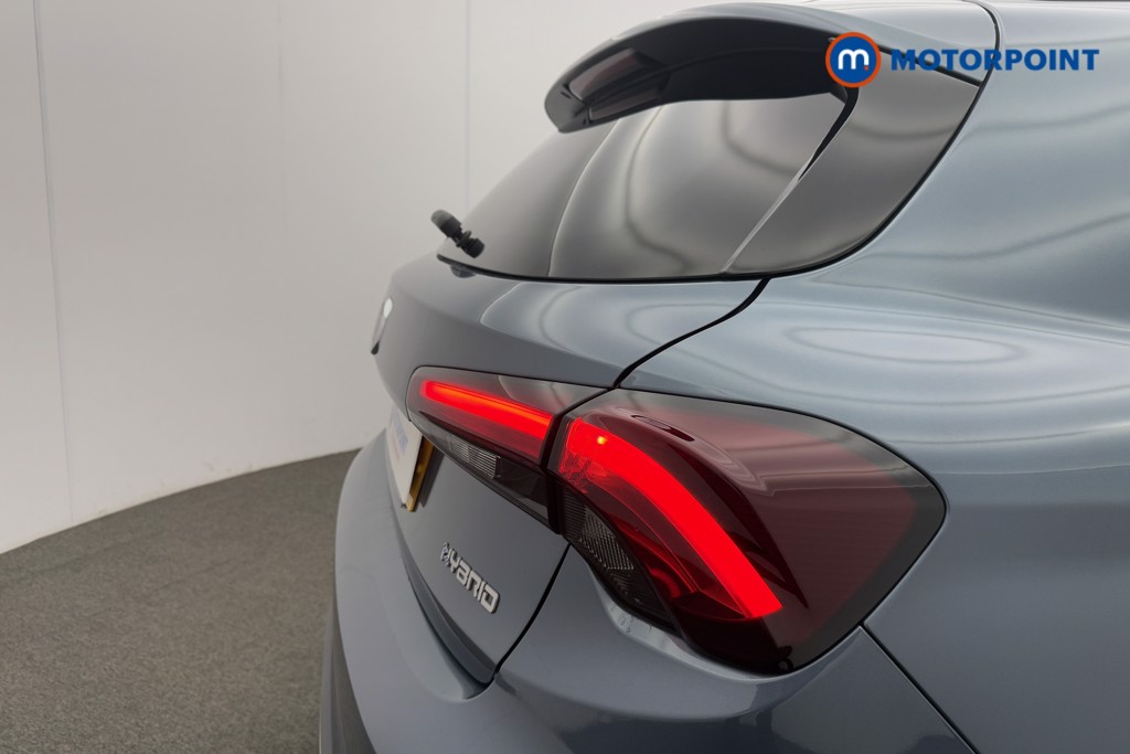 Fiat Tipo Cross Cross Automatic Petrol-Electric Hybrid Hatchback - Stock Number (1570453) - 27th supplementary image