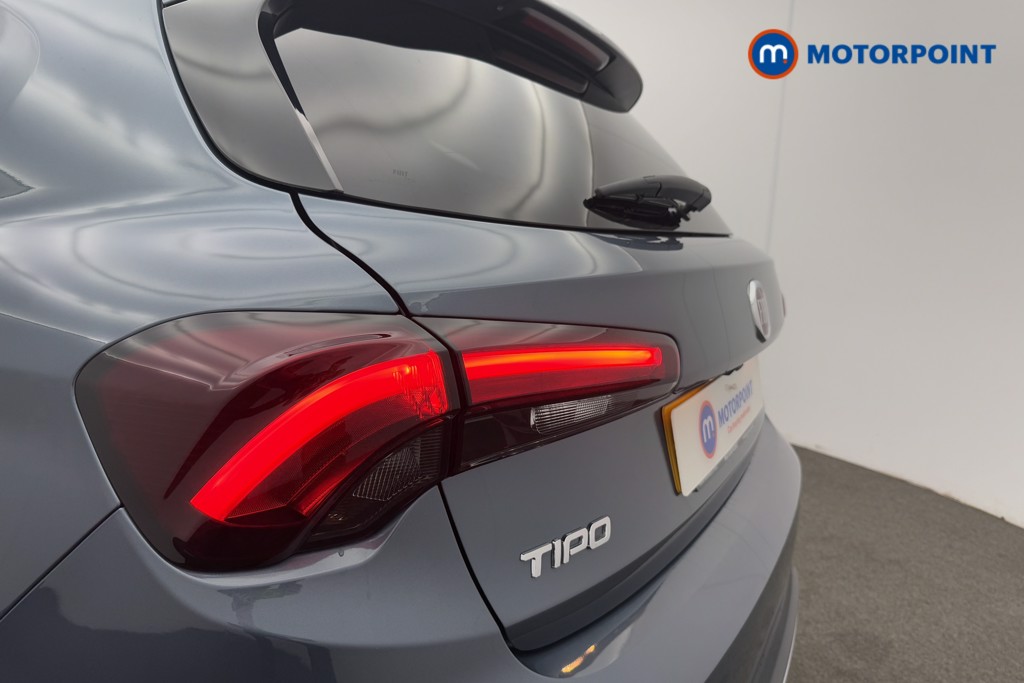 Fiat Tipo Cross Cross Automatic Petrol-Electric Hybrid Hatchback - Stock Number (1570453) - 28th supplementary image