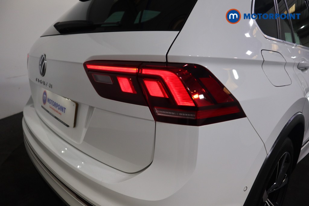 Volkswagen Tiguan R-Line Automatic Diesel SUV - Stock Number (1570505) - 21st supplementary image