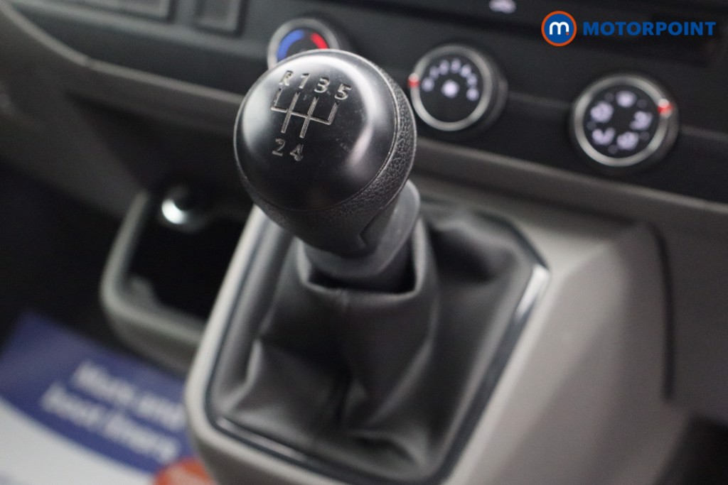 Volkswagen Transporter Highline Manual Diesel Panel Van - Stock Number (1570554) - 8th supplementary image