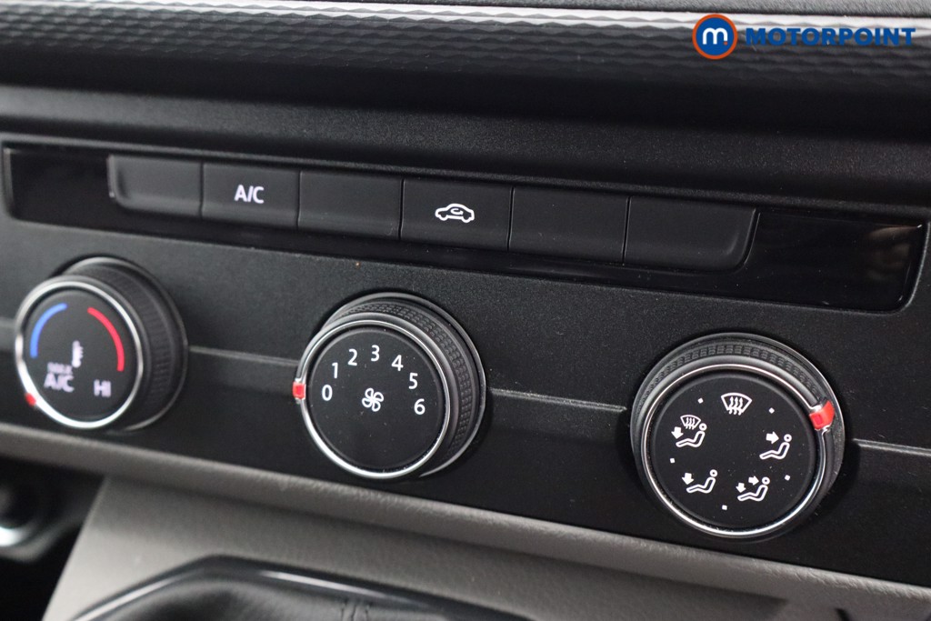 Volkswagen Transporter Highline Manual Diesel Panel Van - Stock Number (1570554) - 9th supplementary image