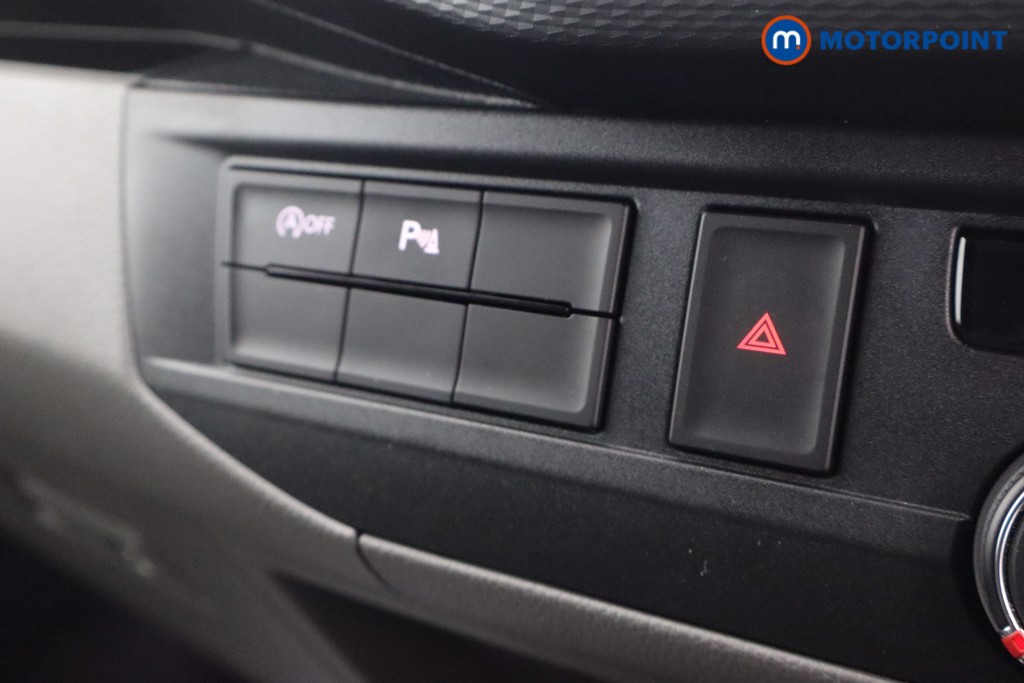 Volkswagen Transporter Highline Manual Diesel Panel Van - Stock Number (1570554) - 10th supplementary image