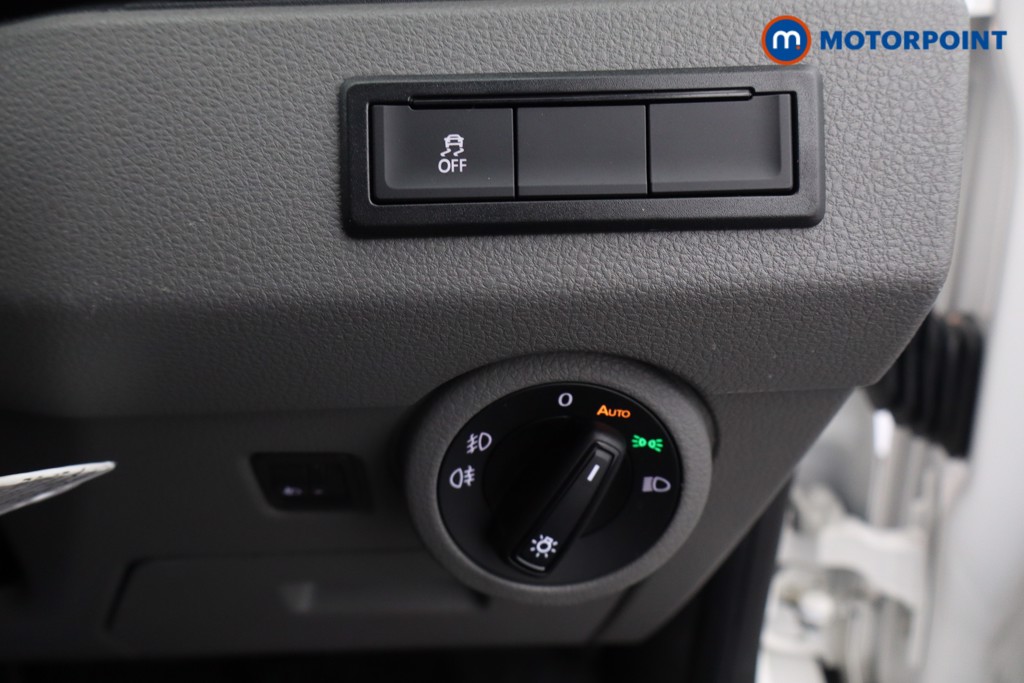 Volkswagen Transporter Highline Manual Diesel Panel Van - Stock Number (1570554) - 15th supplementary image