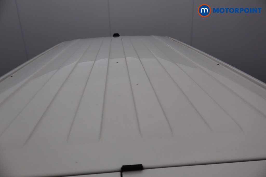 Volkswagen Transporter Highline Manual Diesel Panel Van - Stock Number (1570554) - 36th supplementary image