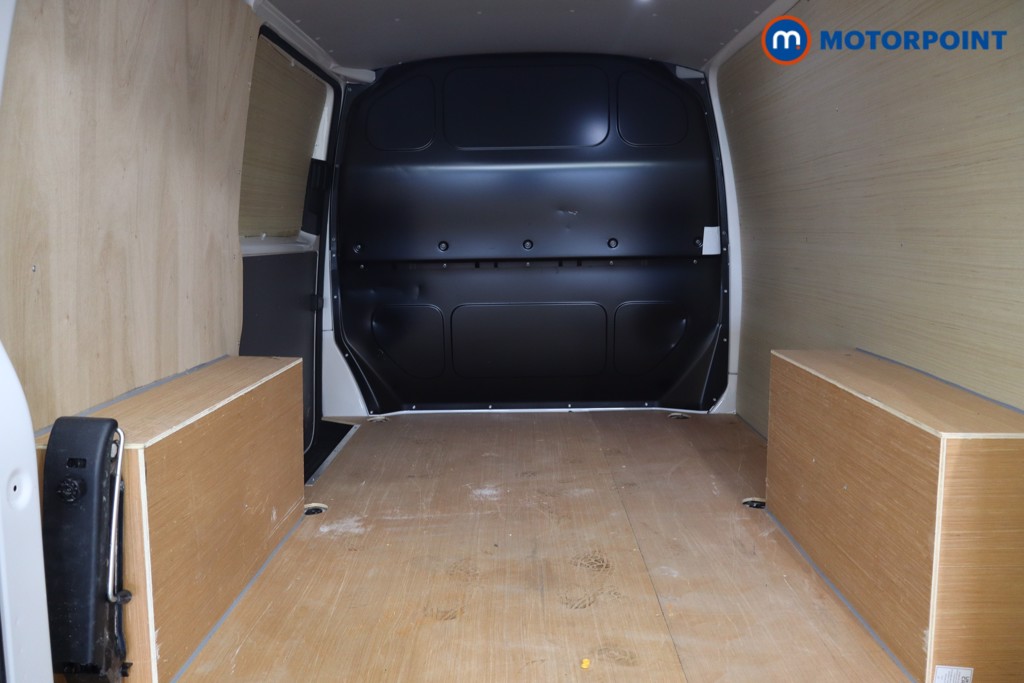 Volkswagen Transporter Highline Manual Diesel Panel Van - Stock Number (1570554) - 37th supplementary image