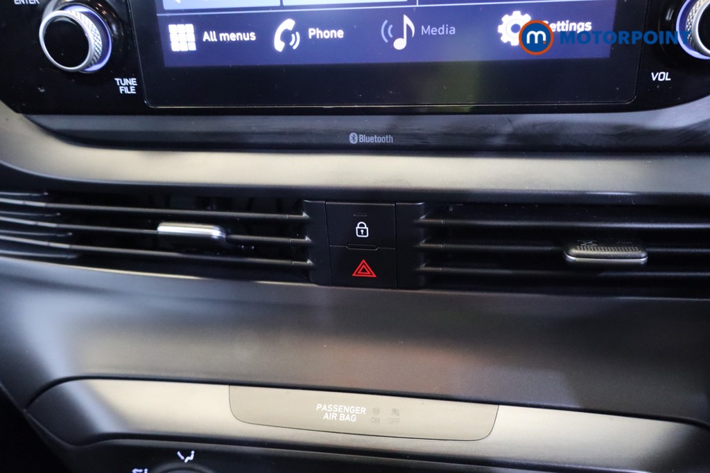 Hyundai Bayon Se Connect Automatic Petrol-Electric Hybrid SUV - Stock Number (1570590) - 9th supplementary image