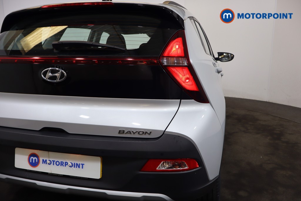 Hyundai Bayon Se Connect Automatic Petrol-Electric Hybrid SUV - Stock Number (1570590) - 27th supplementary image