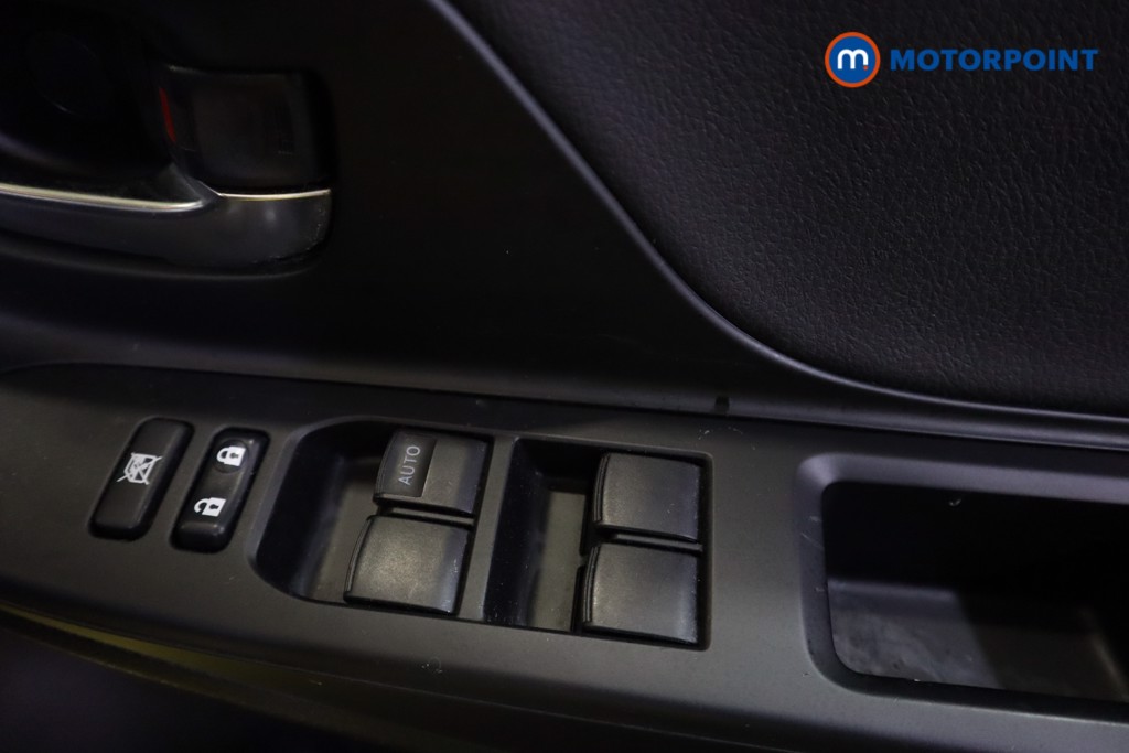 Toyota Yaris Yellow Edition Manual Petrol Hatchback - Stock Number (1571012) - 3rd supplementary image