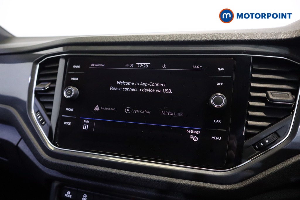 Volkswagen T-Roc R-Line Automatic Petrol SUV - Stock Number (1571246) - 19th supplementary image
