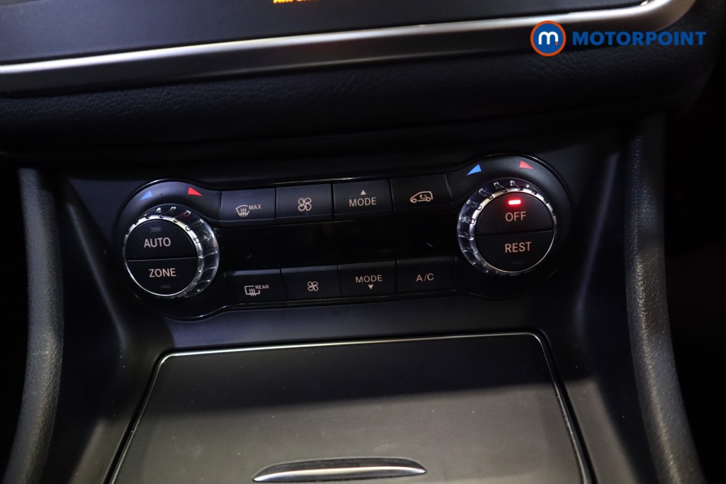 Mercedes-Benz GLA Amg Line Automatic Petrol SUV - Stock Number (1571247) - 23rd supplementary image