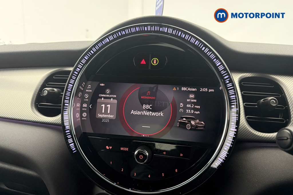 Mini Hatchback Cooper Exclusive Automatic Petrol Hatchback - Stock Number (1572616) - 4th supplementary image