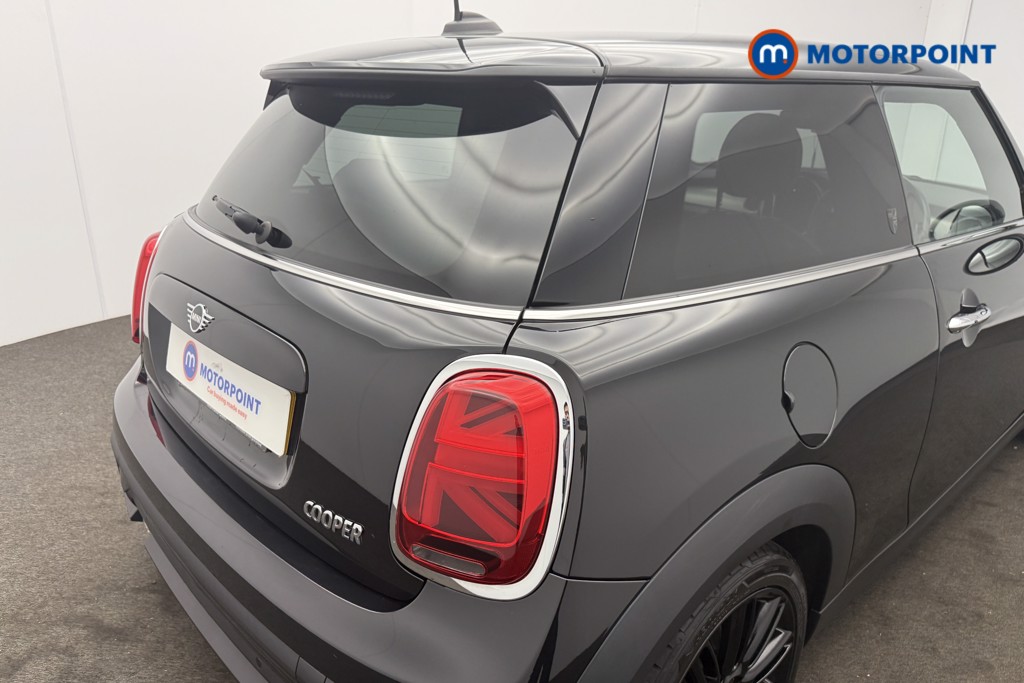 Mini Hatchback Cooper Exclusive Automatic Petrol Hatchback - Stock Number (1572616) - 20th supplementary image