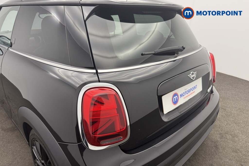 Mini Hatchback Cooper Exclusive Automatic Petrol Hatchback - Stock Number (1572616) - 22nd supplementary image