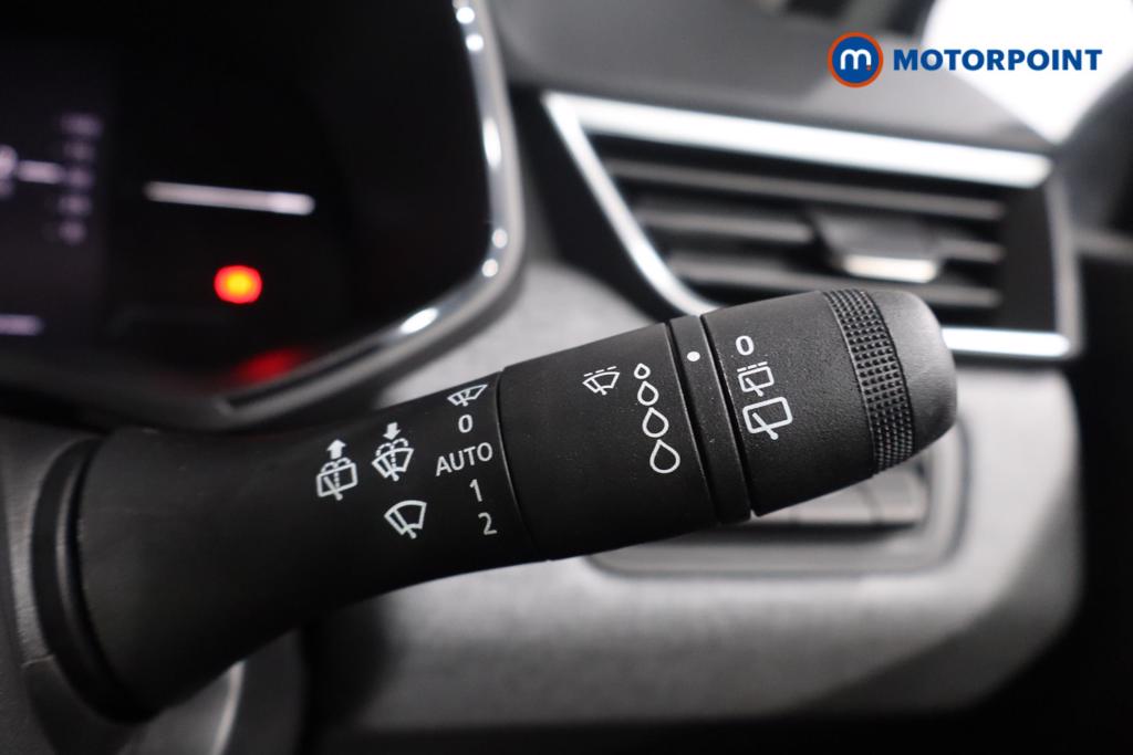 Renault Clio Evolution Automatic Petrol-Electric Hybrid Hatchback - Stock Number (1572809) - 9th supplementary image