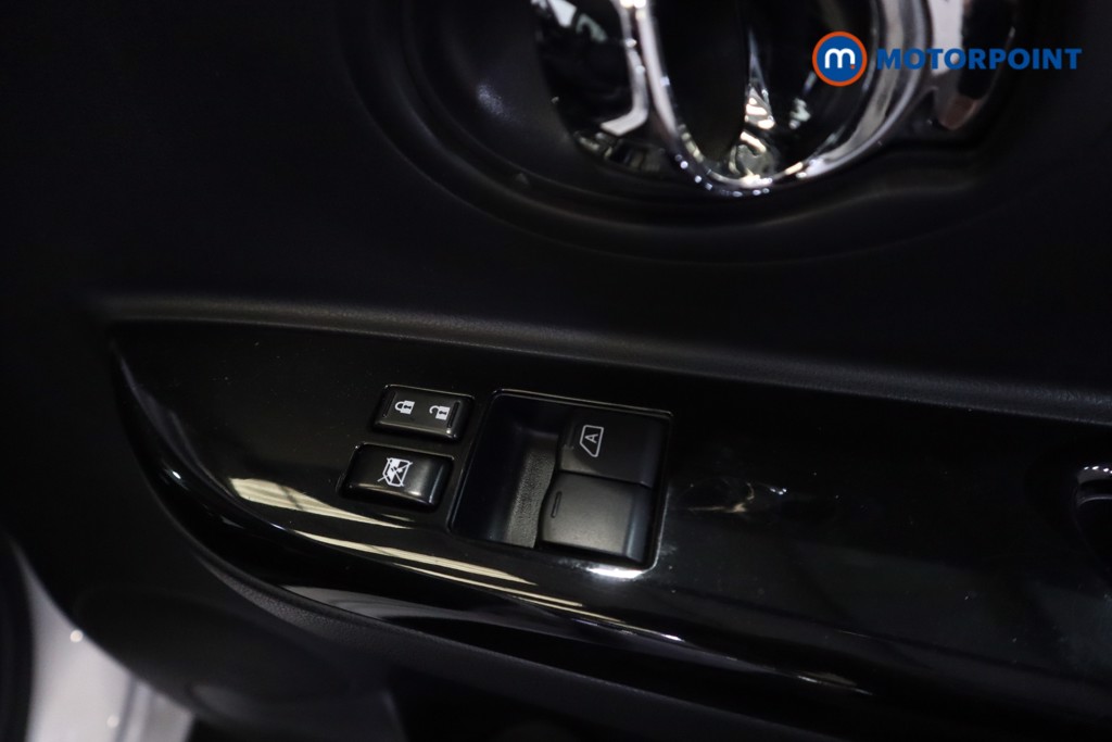 Nissan Micra N-Tec Manual Petrol Hatchback - Stock Number (1573273) - 3rd supplementary image