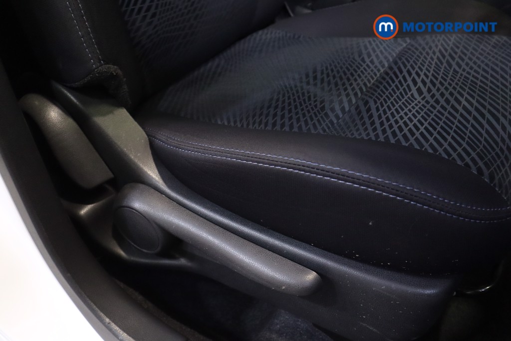 Nissan Micra N-Tec Manual Petrol Hatchback - Stock Number (1573273) - 7th supplementary image