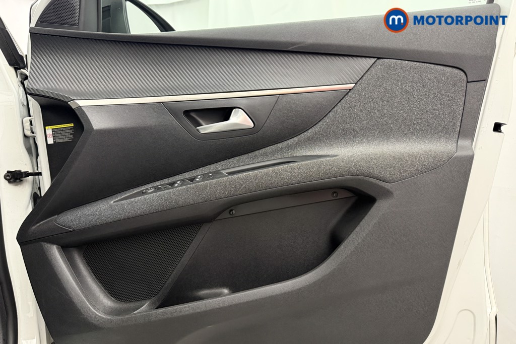 Peugeot 5008 Active Premium Manual Diesel SUV - Stock Number (1573514) - 17th supplementary image