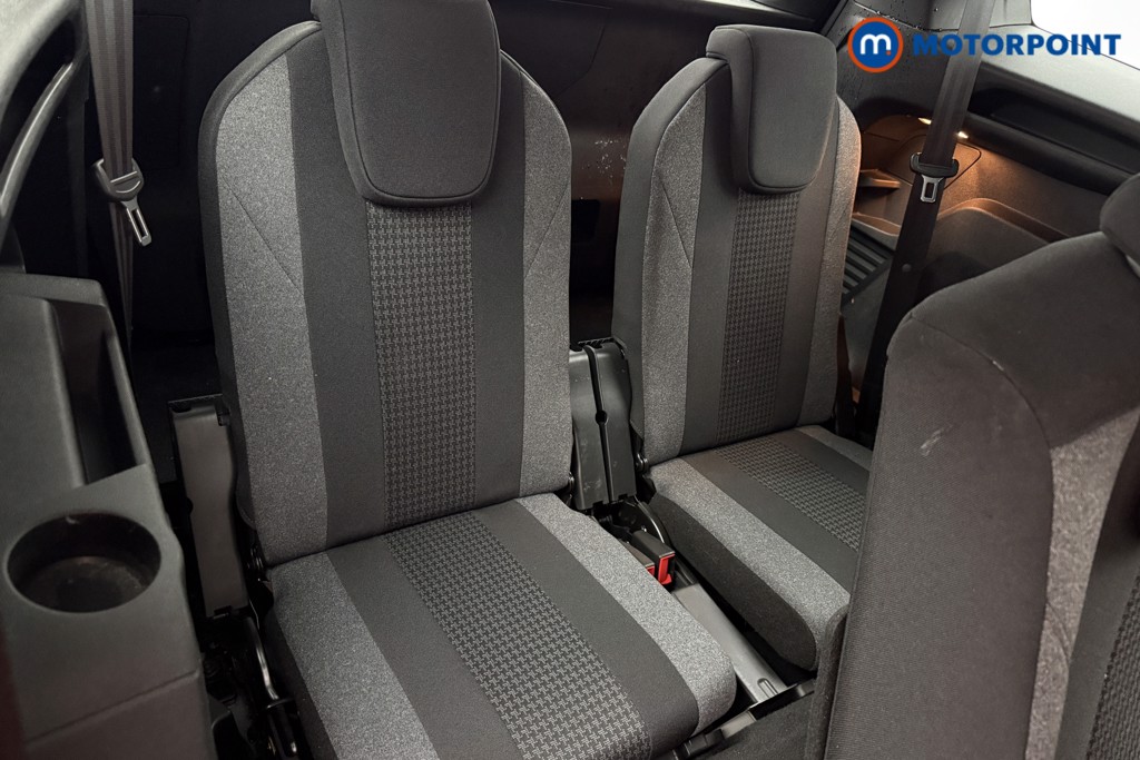 Peugeot 5008 Active Premium Manual Diesel SUV - Stock Number (1573514) - 23rd supplementary image