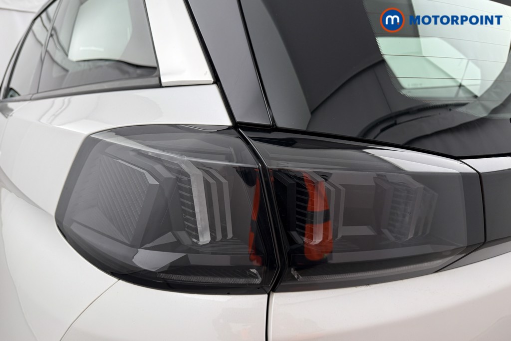 Peugeot 5008 Active Premium Manual Diesel SUV - Stock Number (1573514) - 27th supplementary image