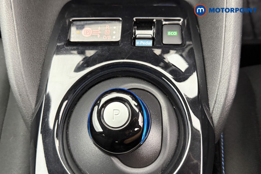 Nissan Leaf N-Connecta Automatic Electric Hatchback - Stock Number (1573679) - 13th supplementary image