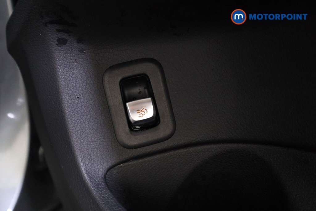 Mercedes-Benz C Class Amg Line Night Edition Automatic Diesel Plug-In Hybrid Estate - Stock Number (1573752) - 13th supplementary image