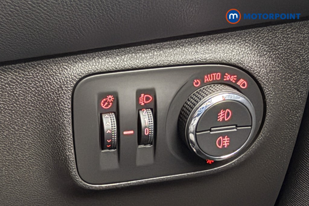 Vauxhall Corsa SRI Manual Petrol Hatchback - Stock Number (1573920) - 10th supplementary image