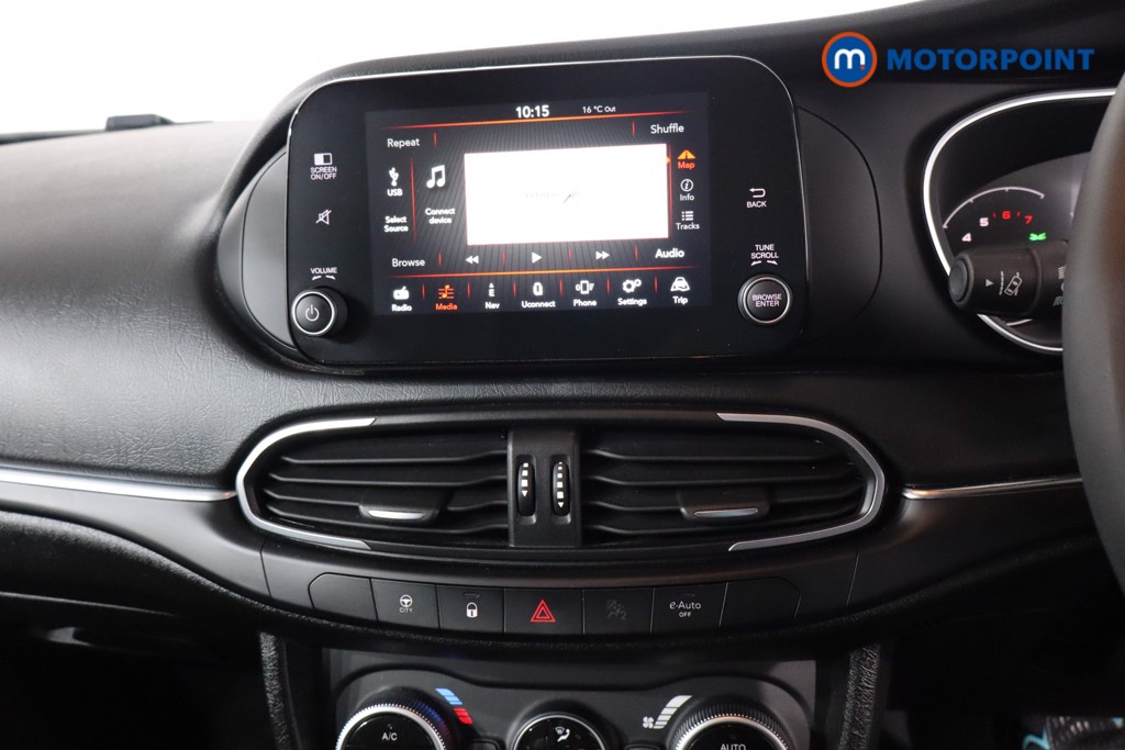 Fiat Tipo Cross Cross Automatic Petrol-Electric Hybrid Hatchback - Stock Number (1574296) - 16th supplementary image