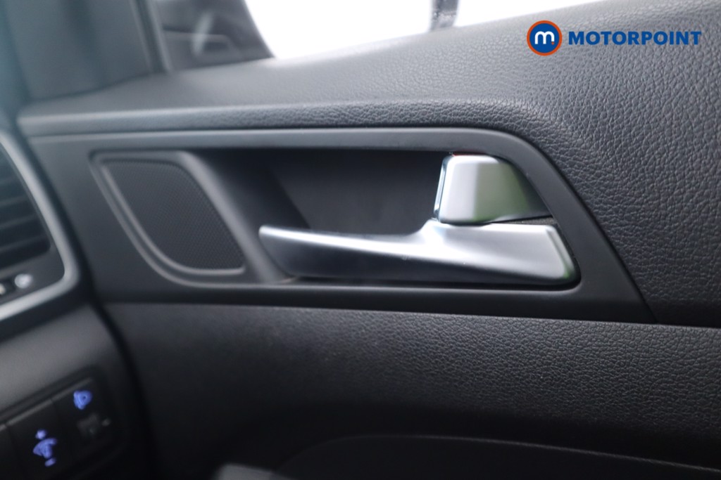 Hyundai Tucson Se Nav Manual Diesel SUV - Stock Number (1574429) - 10th supplementary image