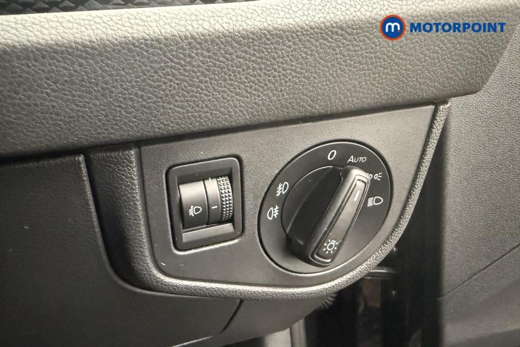 Volkswagen Taigo Life Manual Petrol SUV - Stock Number (1574504) - 12th supplementary image