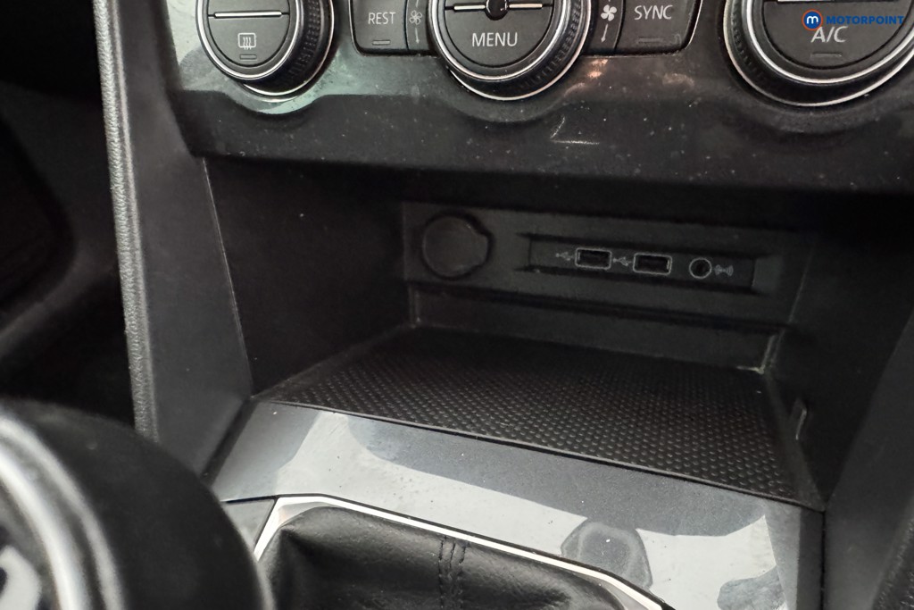 Volkswagen Tiguan Match Manual Petrol SUV - Stock Number (1574592) - 14th supplementary image