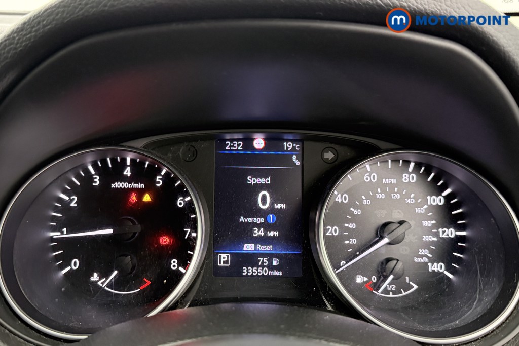 Nissan Qashqai N-Connecta Automatic Petrol SUV - Stock Number (1574931) - 5th supplementary image