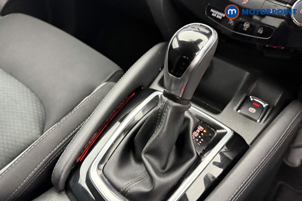 Nissan Qashqai N-Connecta Automatic Petrol SUV - Stock Number (1574931) - 12th supplementary image