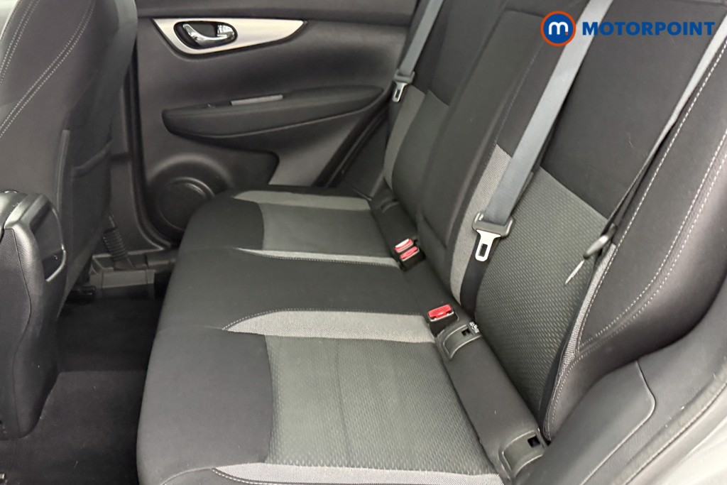 Nissan Qashqai N-Connecta Automatic Petrol SUV - Stock Number (1574931) - 24th supplementary image