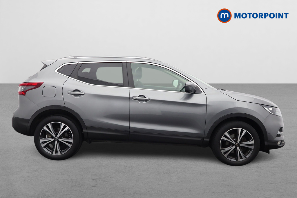 Nissan Qashqai N-Connecta Automatic Petrol SUV - Stock Number (1574931) - Drivers side