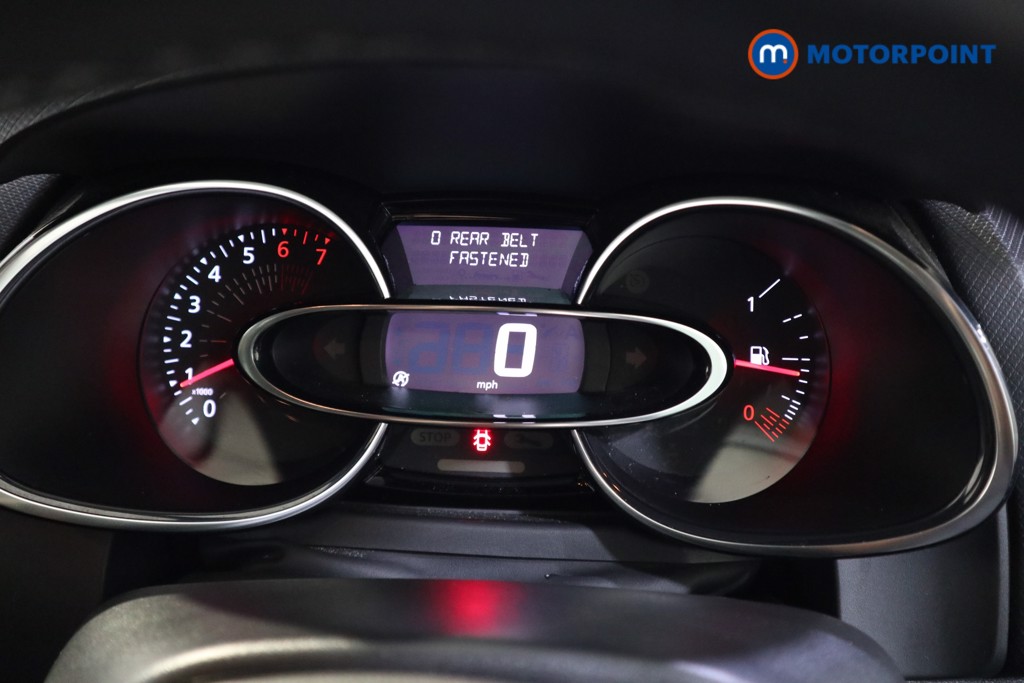Renault Clio Iconic Manual Petrol Hatchback - Stock Number (1575047) - 5th supplementary image