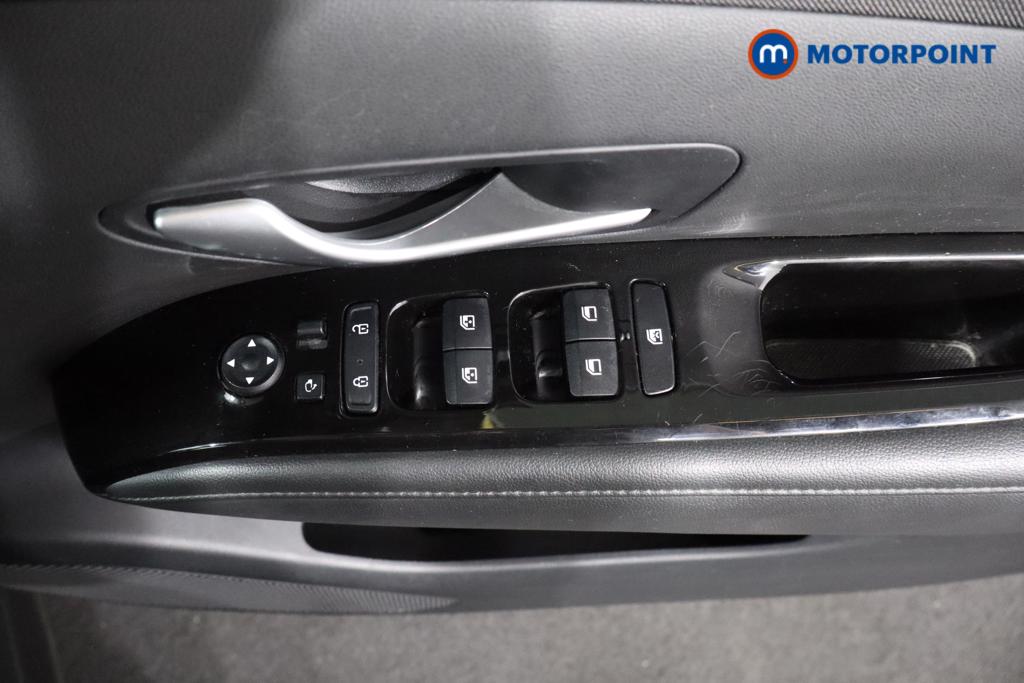 Hyundai Tucson Se Connect Manual Petrol SUV - Stock Number (1575396) - 17th supplementary image