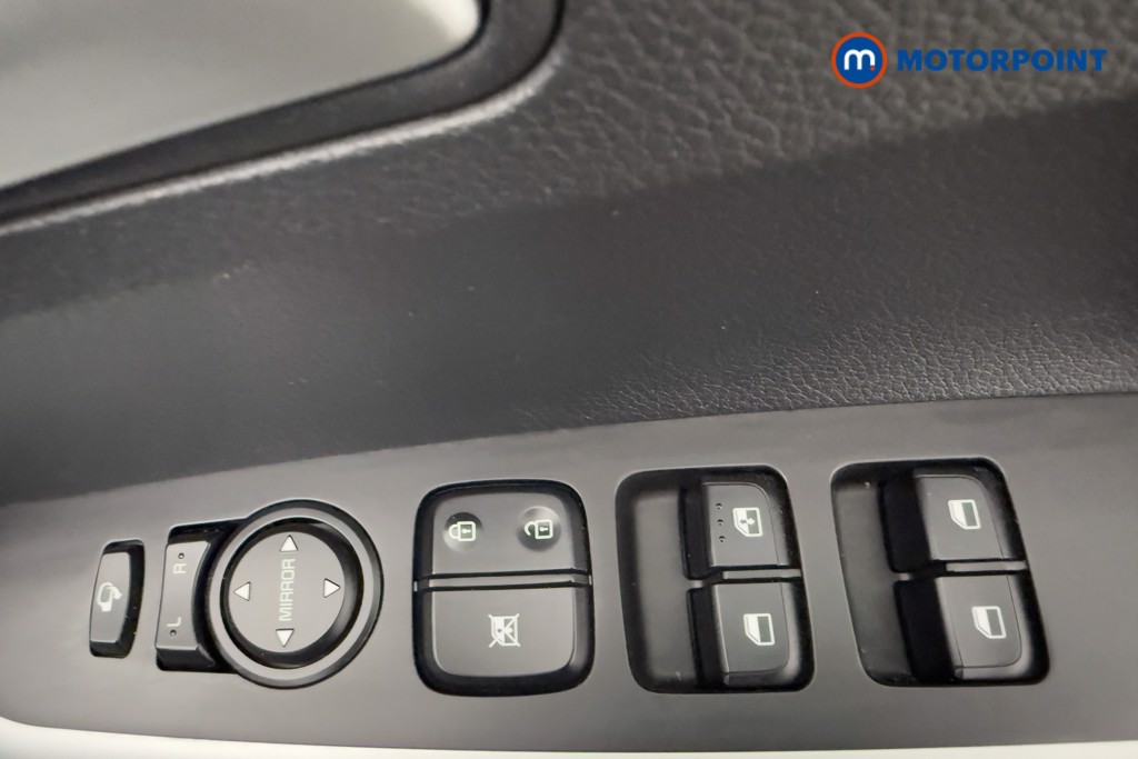 KIA Picanto X-Line S Automatic Petrol Hatchback - Stock Number (1576093) - 19th supplementary image