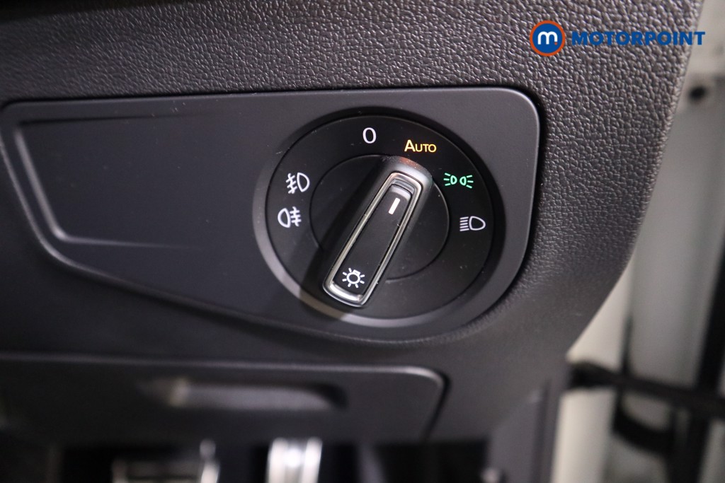 Volkswagen Tiguan Allspace R-Line Automatic Diesel SUV - Stock Number (1576105) - 9th supplementary image