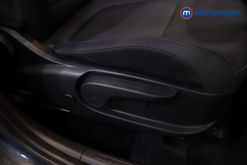 Hyundai Tucson Se Connect Manual Petrol SUV - Stock Number (1576267) - 7th supplementary image