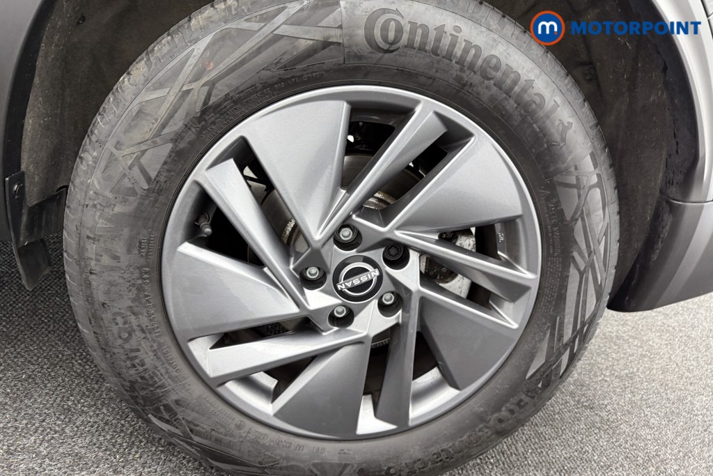 Nissan Qashqai Acenta Premium Automatic Petrol SUV - Stock Number (1576291) - 29th supplementary image