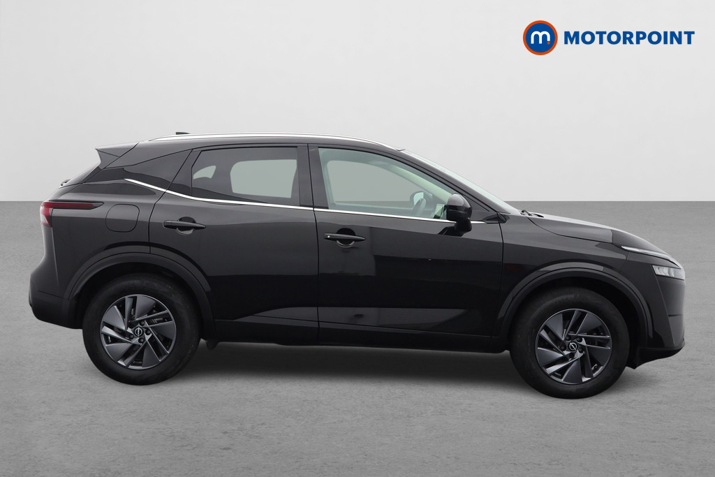 Nissan Qashqai Acenta Premium Automatic Petrol SUV - Stock Number (1576291) - Drivers side